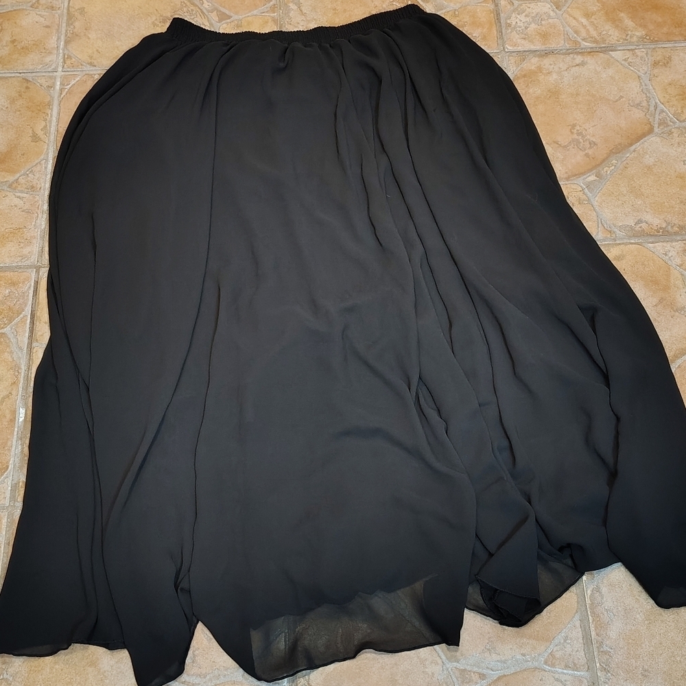 Women's 4x‎ Long Black Skirt Sheer Lined
